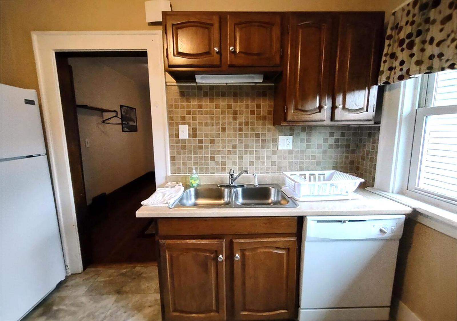 Spacious Frontier Park Apartment Erie Zewnętrze zdjęcie