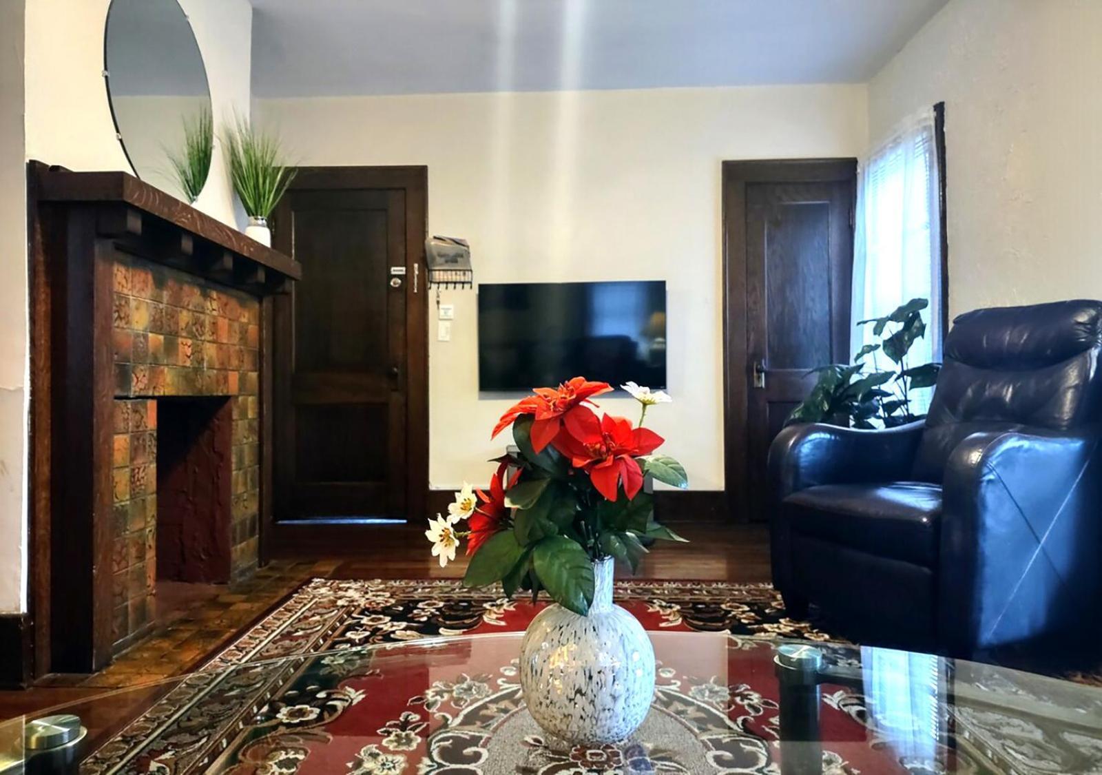 Spacious Frontier Park Apartment Erie Zewnętrze zdjęcie