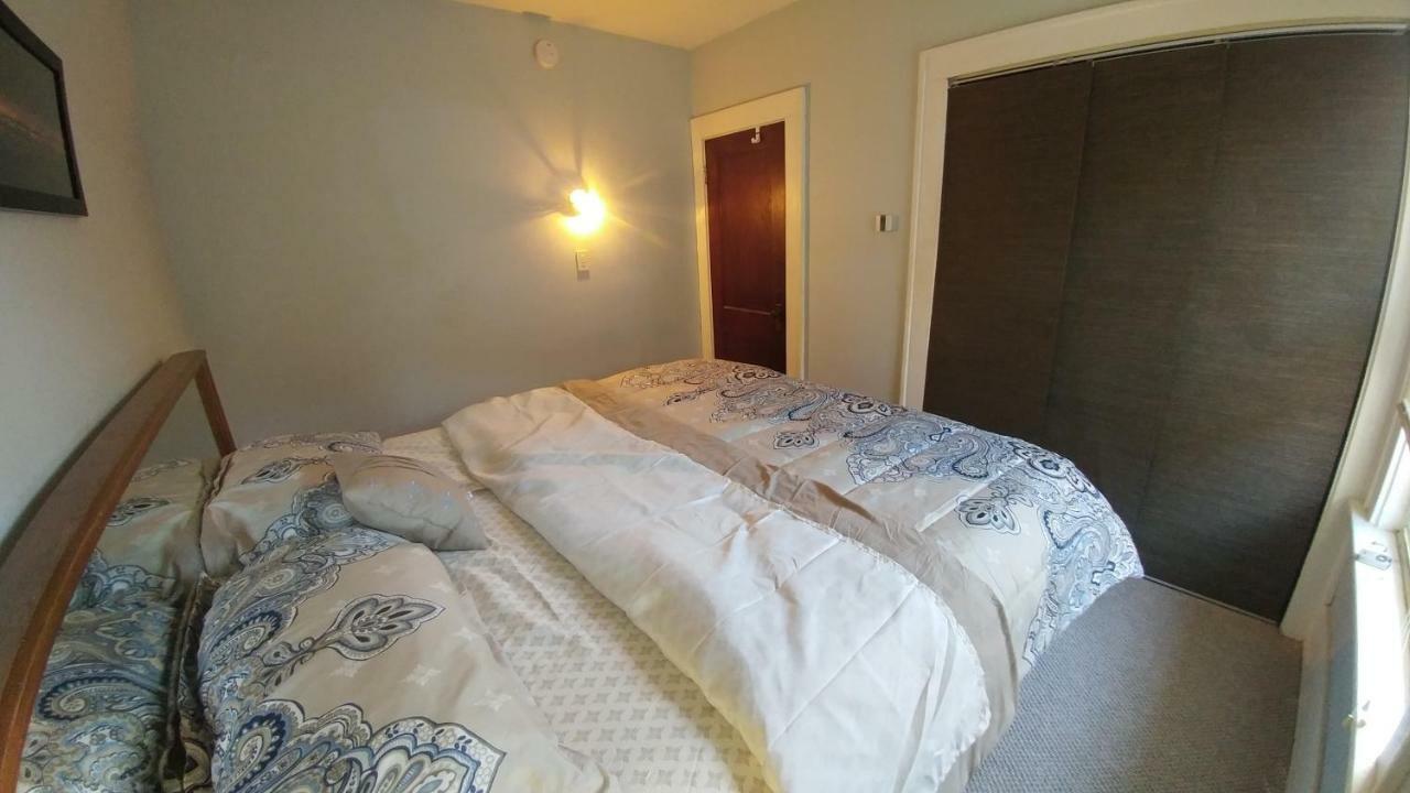 Spacious Frontier Park Apartment Erie Zewnętrze zdjęcie